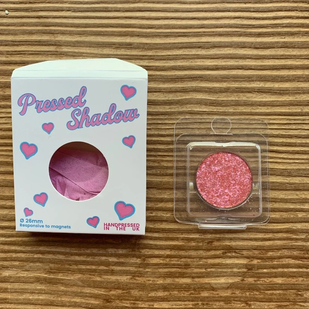 Pastel Roses UK brand new